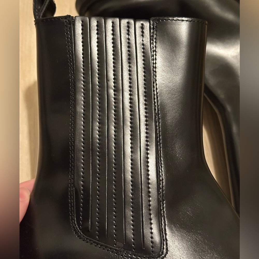 Camper Black Heeled Boots - Picture 6 of 8